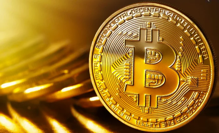 Bitcoin este criptomoneda care a depasit pragul Bitcoin este criptomoneda care a depasit pragul